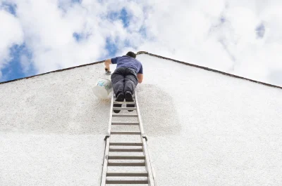 Peinture extérieure à Giremoutiers — façades et ravalement